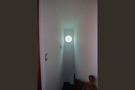 Casa para alugar com 100m², 2 quartos e 2 vagasCorredor