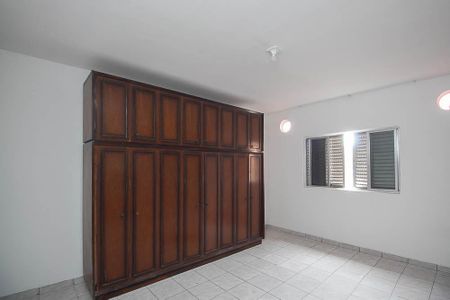 Casa para alugar com 300m², 4 quartos e 2 vagasSuíte