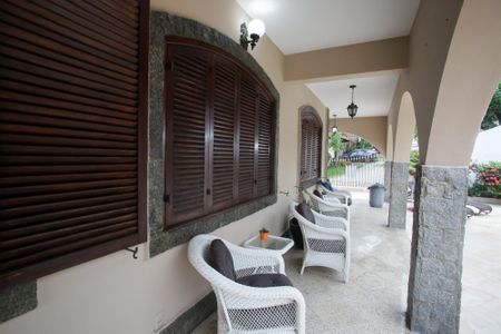 Casa à venda com 351m², 5 quartos e 4 vagasÁrea comum