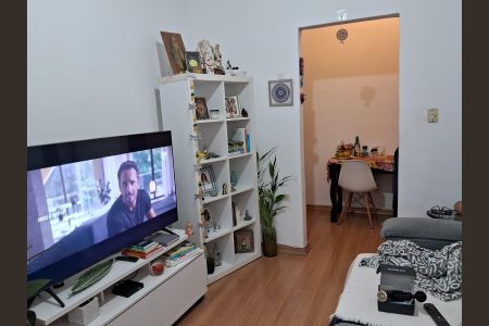 Apartamento à venda com 42m², 1 quarto e sem vaga