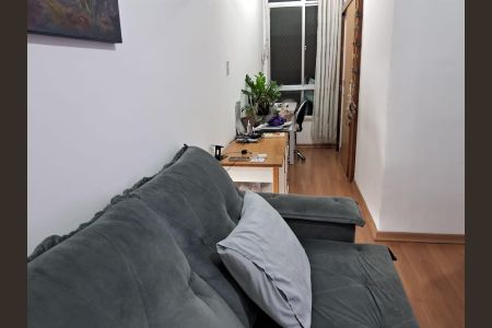 Apartamento à venda com 42m², 1 quarto e sem vaga