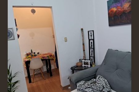 Apartamento à venda com 42m², 1 quarto e sem vaga