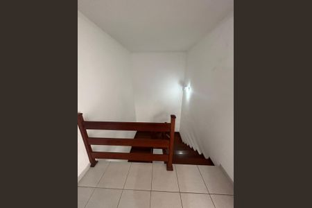 Apartamento à venda com 100m², 2 quartos e 2 vagasCorredor