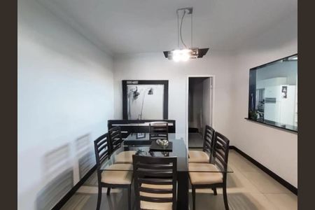 Casa para alugar com 4 quartos, 234m² em Padre Eustáquio, Belo Horizonte