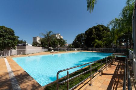 Apartamento para alugar com 53m², 2 quartos e 1 vaga Apartamento para alugar com 53m², 2 quartos e 1 vagaÁrea comum - Piscina
