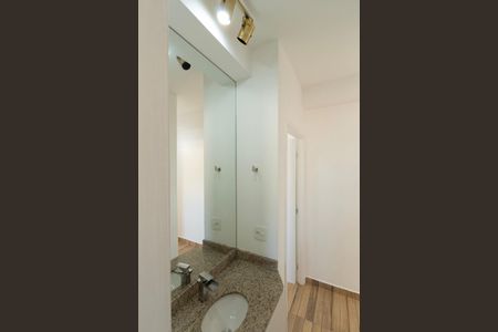 Apartamento para alugar com 53m², 2 quartos e 1 vaga Apartamento para alugar com 53m², 2 quartos e 1 vagaBanheiro