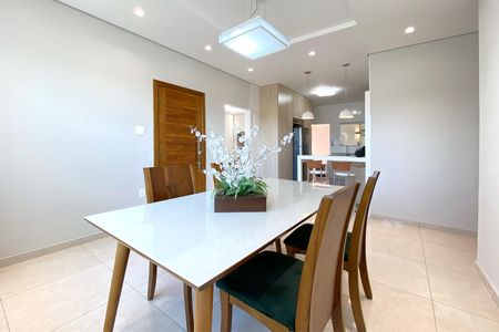 Sala de Jantar de casa à venda com 3 quartos, 280m² em Novo Itamarati, Belo Horizonte