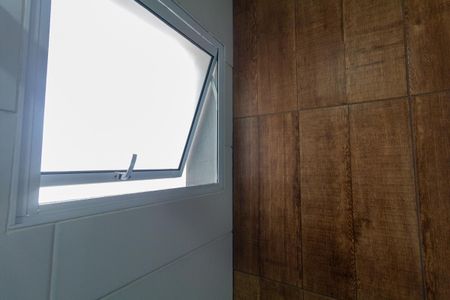 Apartamento para alugar com 44m², 2 quartos e sem vaga Apartamento para alugar com 44m², 2 quartos e sem vagaBanheiro Social