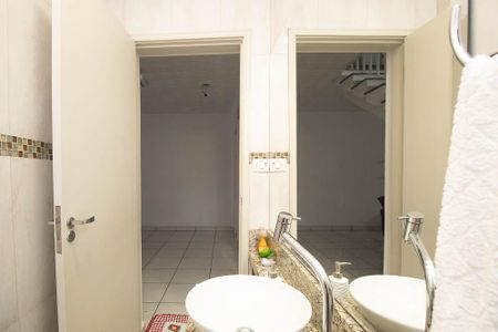 Casa para alugar com 490m², 4 quartos e 7 vagasLavabo