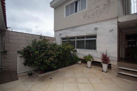 Casa para alugar com 490m², 4 quartos e 7 vagasEntrada 