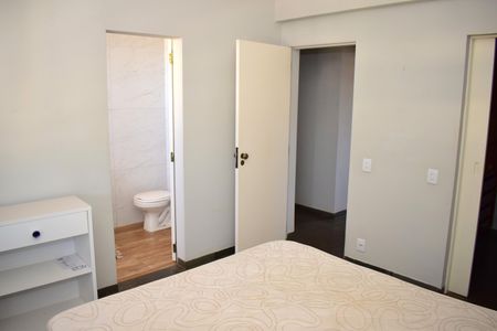 Apartamento para alugar com 130m², 3 quartos e 1 vagaSuíte