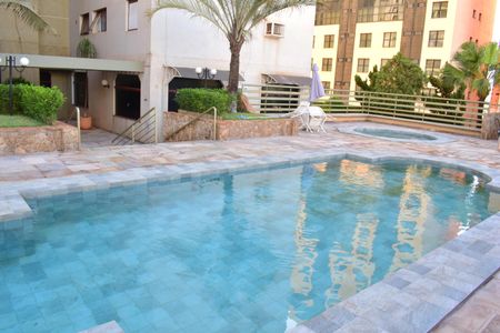 Apartamento para alugar com 130m², 3 quartos e 1 vagaÁrea comum - Piscina