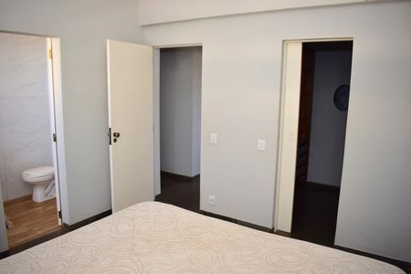 Apartamento para alugar com 130m², 3 quartos e 1 vagaSuíte