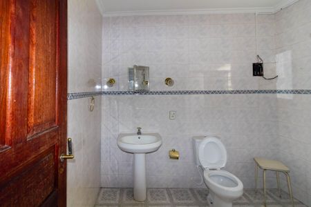 Banheiro Social de casa para alugar com 1 quarto, 80m² em Vila Lucia, São Paulo