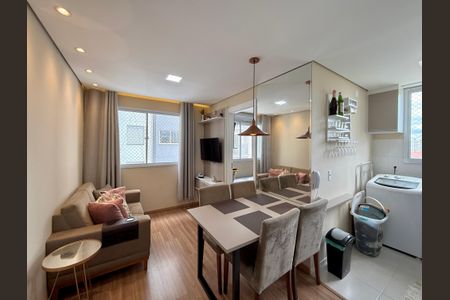 Sala de apartamento para alugar com 2 quartos, 33m² em Santo Amaro, São Paulo