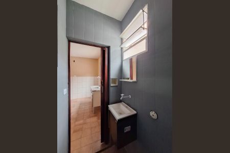 Banheiro Social de casa para alugar com 1 quarto, 50m² em Vila Renato (zona Norte), São Paulo