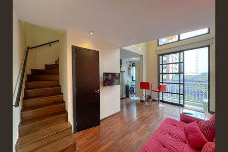 Sala/Cozinha de apartamento à venda com 1 quarto, 50m² em Pompeia, São Paulo