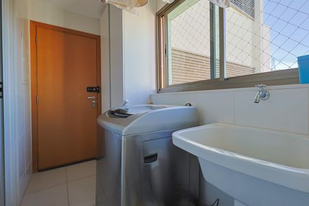 Apartamento à venda com 144m², 3 quartos e 2 vagasÁrea de Serviço