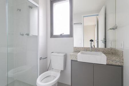 Apartamento à venda com 97m², 2 quartos e 1 vaga Apartamento à venda com 97m², 2 quartos e 1 vagaBanheiro da Suíte 1