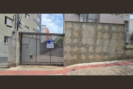 Apartamento à venda com 115m², 3 quartos e 2 vagasPlaquinha instalada