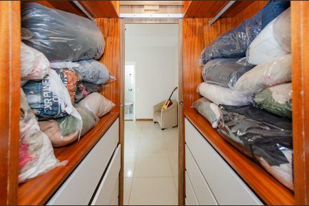 Apartamento à venda com 115m², 3 quartos e 2 vagasCloset suíte