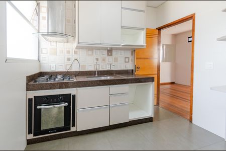 Apartamento à venda com 115m², 3 quartos e 2 vagasCozinha