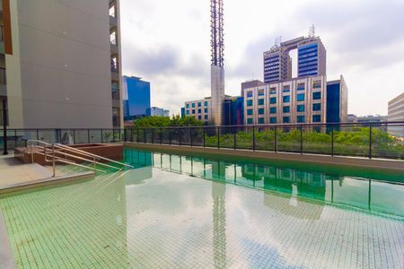 Studio à venda com 24m², 1 quarto e sem vagaPiscina