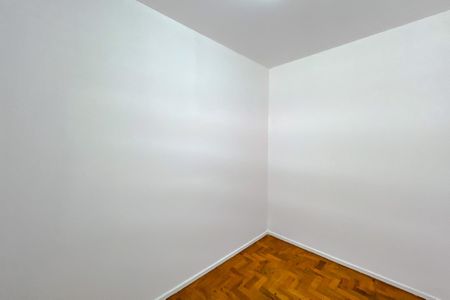 Apartamento para alugar com 206m², 4 quartos e 1 vaga Apartamento para alugar com 206m², 4 quartos e 1 vagaQuarto de Serviço