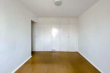 Apartamento para alugar com 206m², 4 quartos e 1 vaga Apartamento para alugar com 206m², 4 quartos e 1 vagaQuarto 2 - Suíte