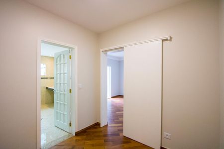 Casa à venda com 244m², 3 quartos e 5 vagasCloset do quarto 1