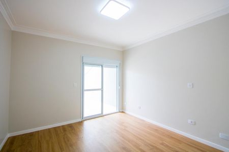 Casa à venda com 244m², 3 quartos e 5 vagasQuarto 2 - Suíte