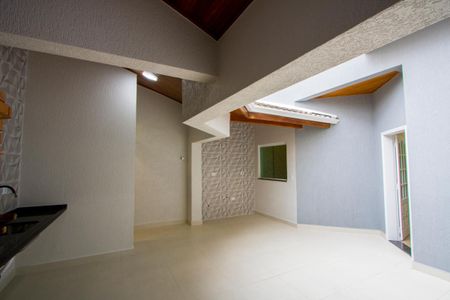 Casa à venda com 244m², 3 quartos e 5 vagasÁrea de serviço/Quintal/Espaço gourmet