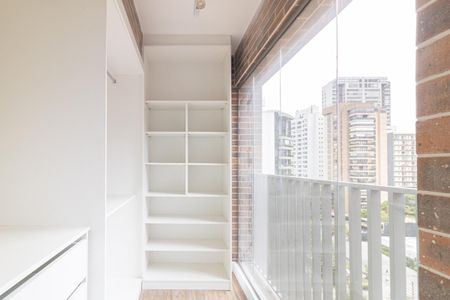 Apartamento para alugar com 97m², 2 quartos e 1 vaga Apartamento para alugar com 97m², 2 quartos e 1 vagaCloset da Suíte 1