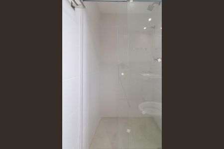 Apartamento para alugar com 97m², 2 quartos e 1 vaga Apartamento para alugar com 97m², 2 quartos e 1 vagaBanheiro da Suíte 1