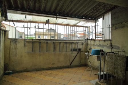 Casa à venda com 250m², 2 quartos e 1 vagaÁrea de Serviço