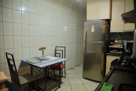 Casa à venda com 250m², 2 quartos e 1 vagaCozinha 