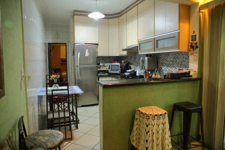 Casa à venda com 250m², 2 quartos e 1 vagaCozinha 