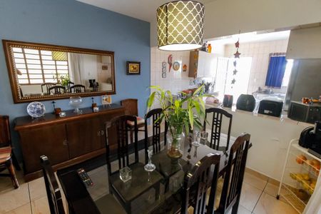 Casa à venda com 105m², 3 quartos e sem vaga Casa à venda com 105m², 3 quartos e sem vagaSala de Jantar