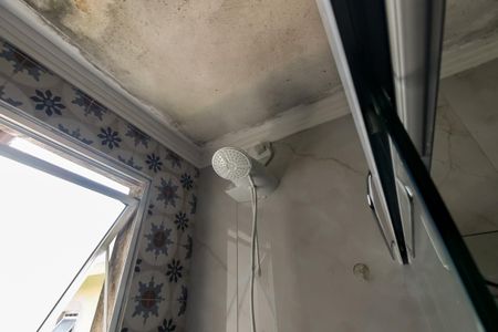 Casa à venda com 105m², 3 quartos e sem vaga Casa à venda com 105m², 3 quartos e sem vagaBanheiro da Suíte - chuveiro