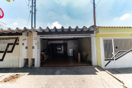 Casa à venda com 105m², 3 quartos e sem vaga Casa à venda com 105m², 3 quartos e sem vagaGaragem