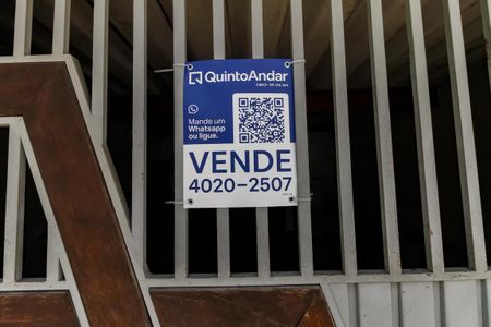 Casa à venda com 105m², 3 quartos e sem vaga Casa à venda com 105m², 3 quartos e sem vagaPortão entrada