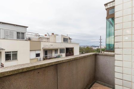 Apartamento à venda com 128m², 2 quartos e 2 vagasVaranda do quarto 