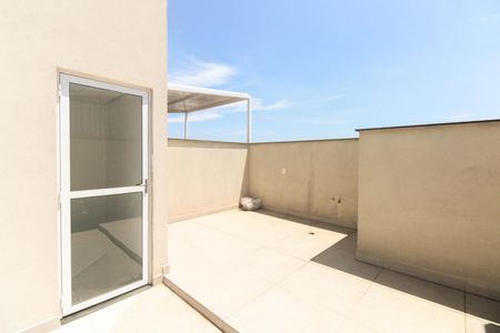 Apartamento à venda com 136m², 3 quartos e 2 vagas Apartamento à venda com 136m², 3 quartos e 2 vagasTerraço