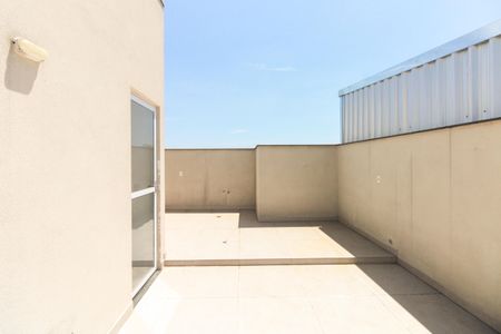 Apartamento à venda com 136m², 3 quartos e 2 vagas Apartamento à venda com 136m², 3 quartos e 2 vagasTerraço