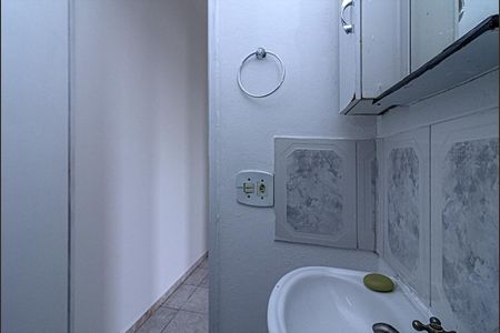 Apartamento à venda com 64m², 3 quartos e 1 vagabanheiro social_4