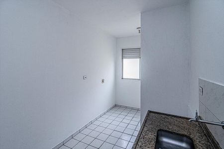 Apartamento à venda com 64m², 3 quartos e 1 vagacozinha e área de serviço compartilhadas_2