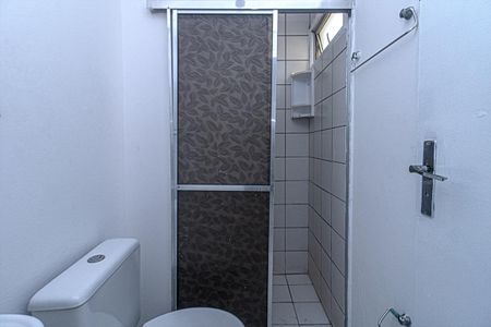 Apartamento à venda com 64m², 3 quartos e 1 vagabanheiro social_2