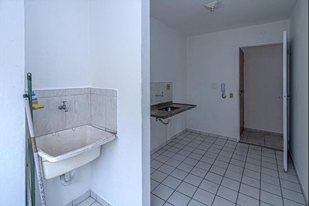 Apartamento à venda com 64m², 3 quartos e 1 vagacozinha e área de serviço compartilhadas_3