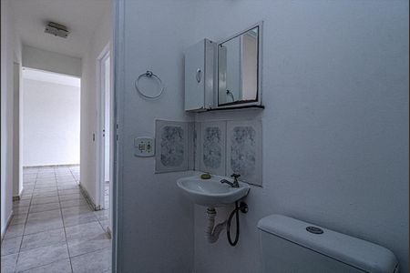 Apartamento à venda com 64m², 3 quartos e 1 vagabanheiro social_3
