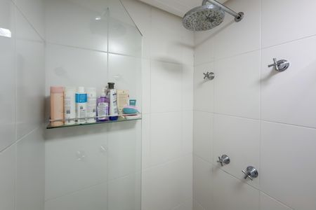 Apartamento à venda com 84m², 3 quartos e 2 vagas Apartamento à venda com 84m², 3 quartos e 2 vagasBanheiro Social